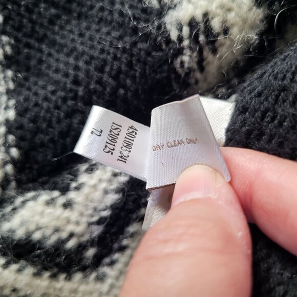 Chico's Size 2 Women's Black Blue Chevron Geometric Knit Long Cardigan Sweater - Picture 8 of 9